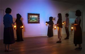 高美館推出「美術館夜行」系列活動，邀請民眾在神祕的夜晚時刻，來到美術館與資深藝評家陳水財教授一同細品典藏經典畫作。