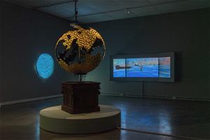 《泛．南．島藝術祭》展覽現場，圖為藝術家組合邱杰森與莫珊嵐作品〈雅加達事件簿〉。
