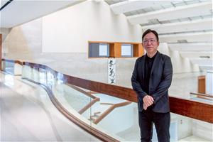 顏名宏教授擁有將藝術美學結合公共空間的豐富經驗，將於8月1日接任高美館新任館長。