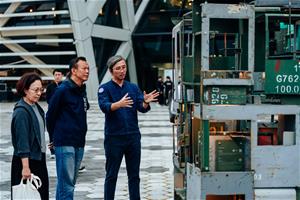 META Design以台電退役變電箱創作作品〈把自己活成一道光〉（攝影／陳李視物）