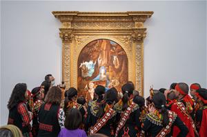 高美館與國際扶輪3510地區合作「送高美館到偏鄉」，邀請校園學子來到高美館參觀特展《馮．沃爾夫的花園堡壘》。